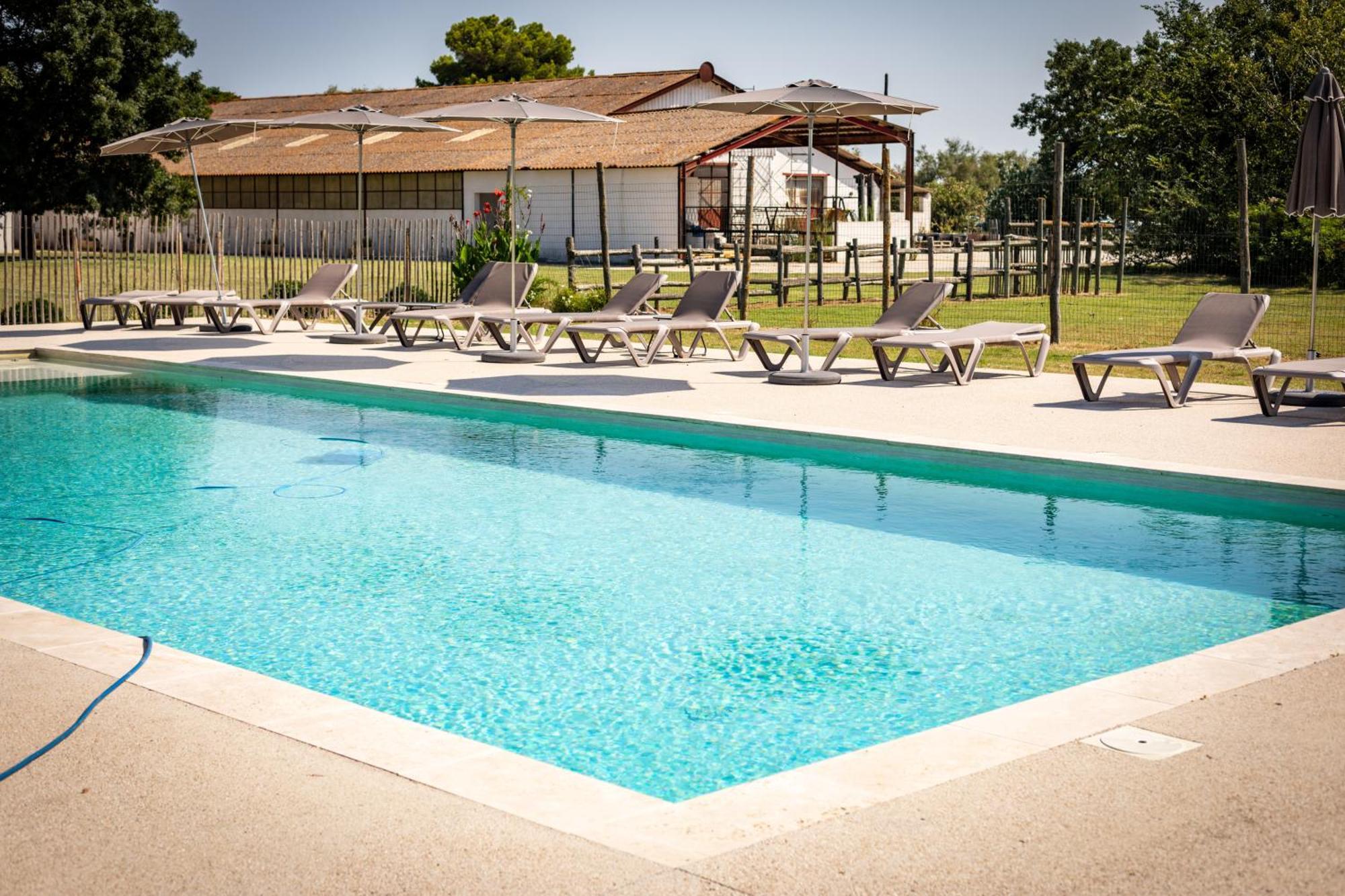 Lou Mas Dou Juge Hotel Saintes-Maries-de-la-Mer Exterior photo