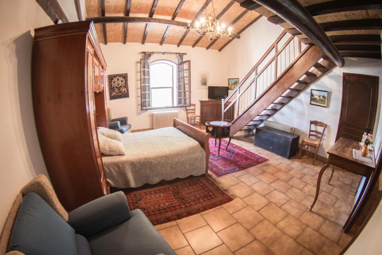 Lou Mas Dou Juge Hotel Saintes-Maries-de-la-Mer Exterior photo
